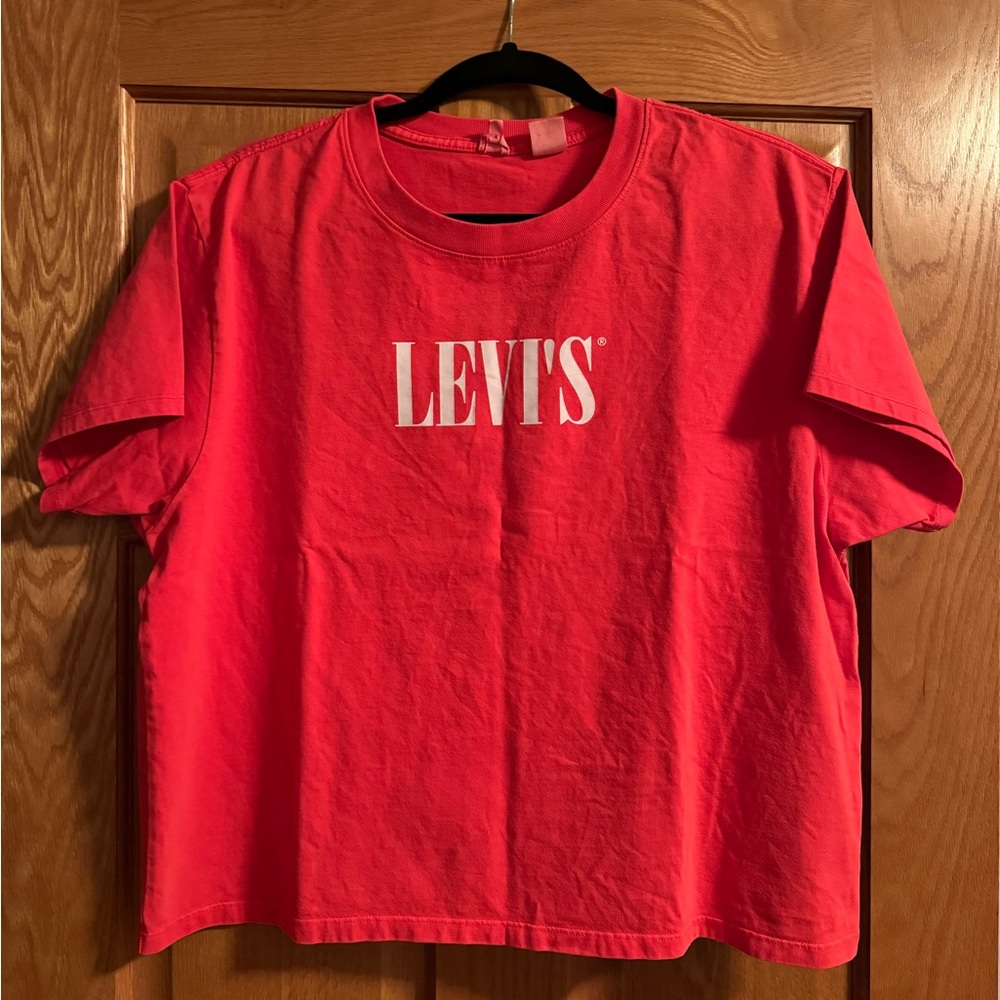 Levi’s Boxy Tshirt